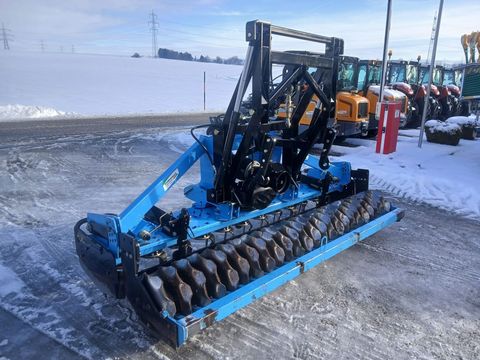 [3342-6525519-2.jpg]