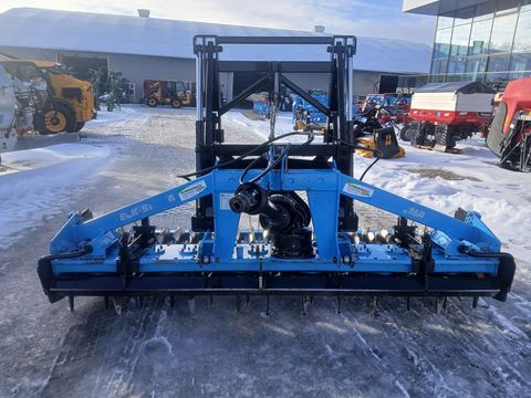 [3342-6525519-4.jpg]