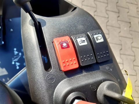 [3342-6535252-14.jpg]