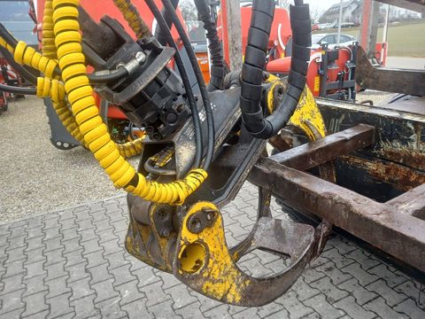 [3342-6542685-6.jpg]