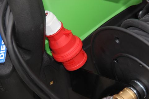 [3342-6550047-11.jpg]