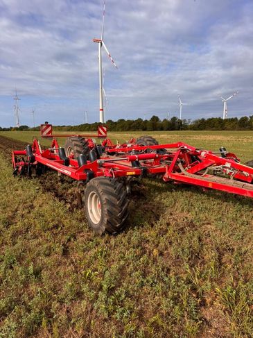 [3342-6562395-0_1.jpg]