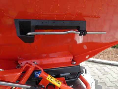 [3342-6615389-11.jpg]