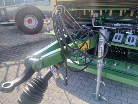 [3342-6619058-7.jpg]