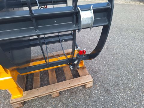 [3342-6637302-8.jpg]