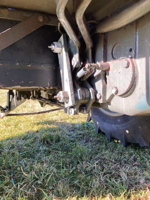 [3342-6649711-3.jpg]