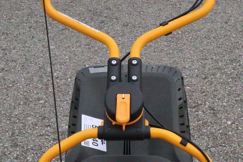 [3342-6760691-11.jpg]