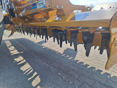 [3342-6765924-10.jpg]