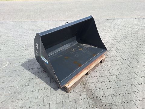 [3342-7283729-5.jpg]