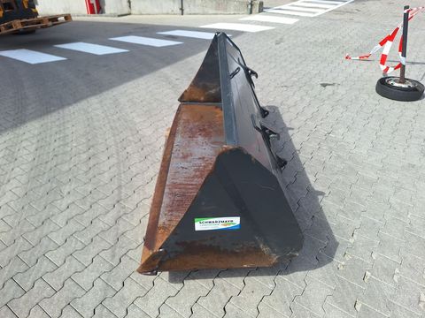 [3342-7283762-2.jpg]