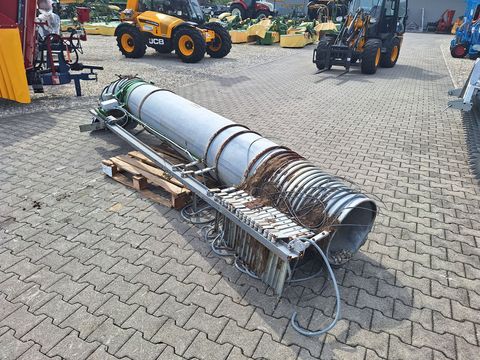[3342-7433179-26.jpg]