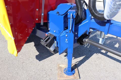 [3342-7433312-7.jpg]