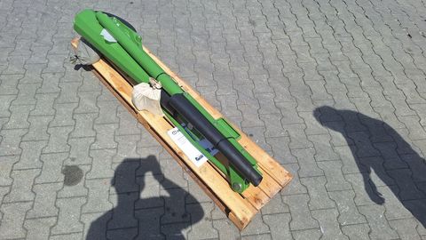 [3342-7443112-2.jpg]