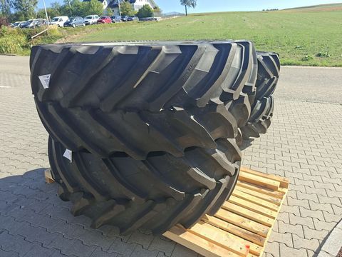 [3342-7528287-2.jpg]