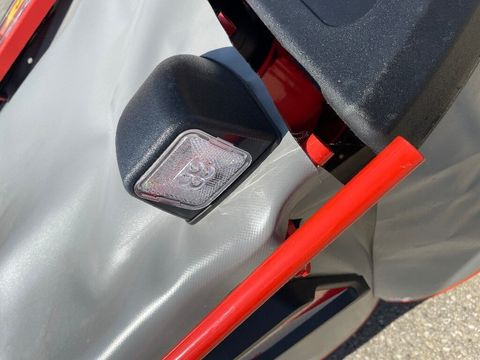 [3358-5969628-9.jpg]