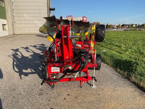 [3358-6484903-3.jpg]