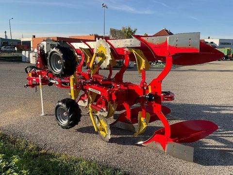 [3358-6484903-5.jpg]