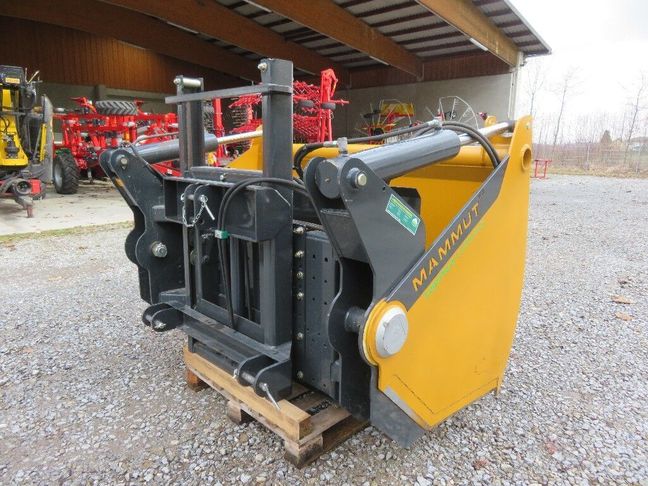 [3358-6835899-0_1.jpg]