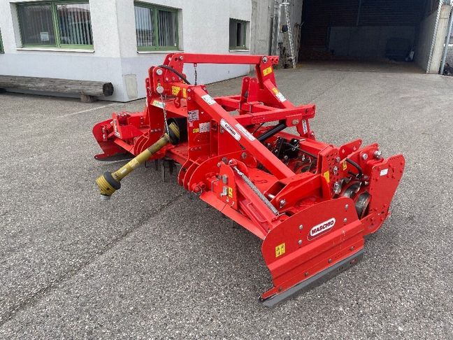 [3358-6912293-0_1.jpg]