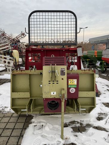 [3372-5489910-0_1.jpg]