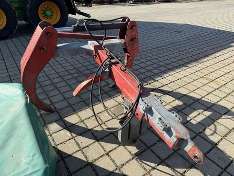 [3372-5489925-2.jpg]