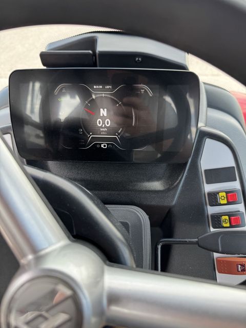 [3372-5850591-7.jpg]