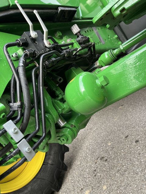 [3372-6495940-12.jpg]