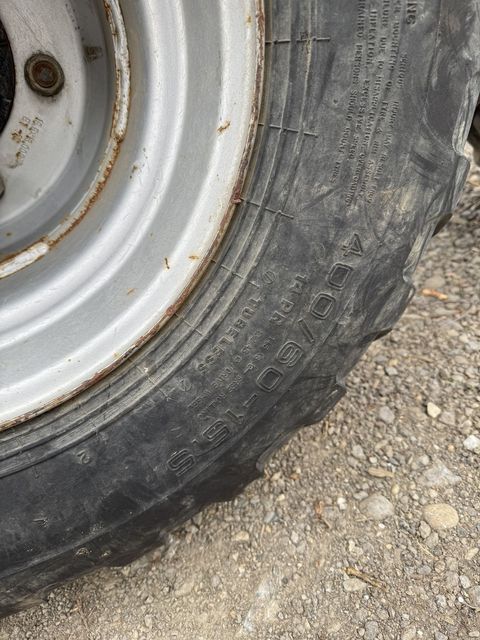 [3372-6891449-5.jpg]