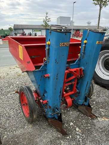 [3372-7447452-0_1.jpg]