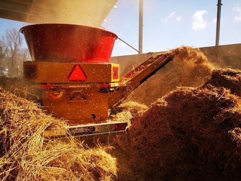 [3379-2935140-4.jpg]