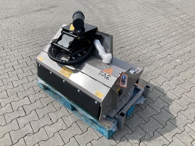 [3379-3247857-0_1.jpg]