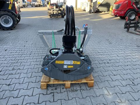 [3379-3476517-14.jpg]