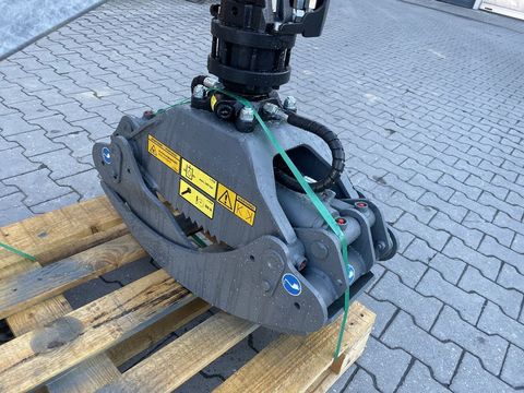 [3379-3476517-3.jpg]