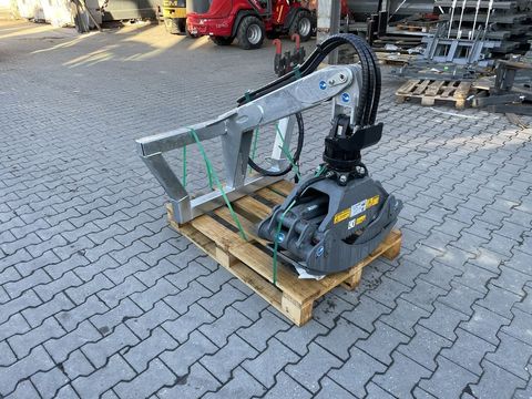 [3379-3476517-5.jpg]