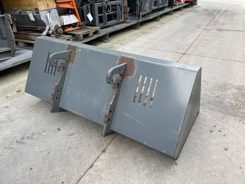 [3379-3480103-7.jpg]