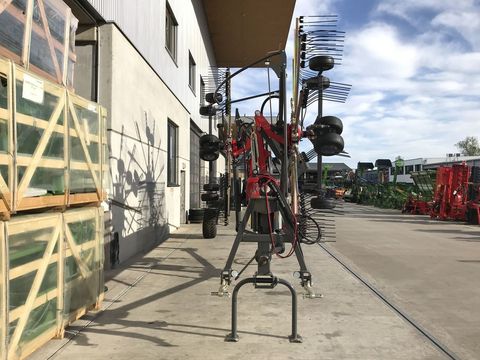 [3379-3506475-1.jpg]