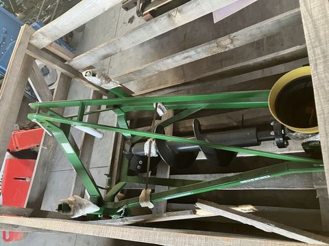 [3379-4028253-5.jpg]