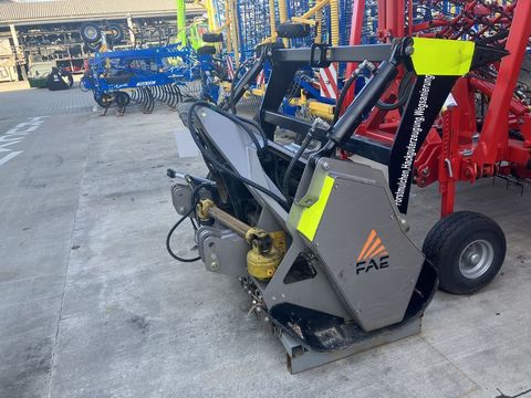 [3379-4077763-7.jpg]