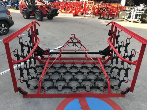 [3379-4103847-4.jpg]