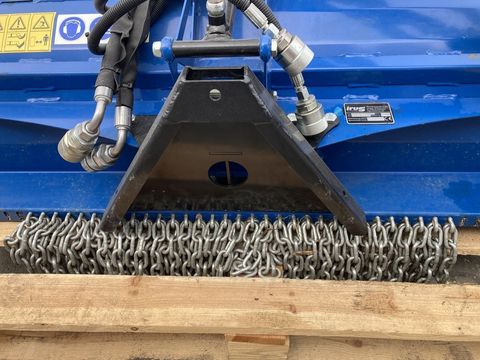 [3379-4336796-5.jpg]