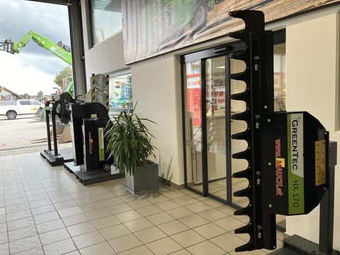 [3379-4468501-1.jpg]