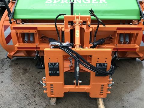 [3379-4580266-8.jpg]