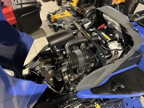 [3379-4723086-18.jpg]