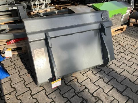 [3379-4951300-1.jpg]