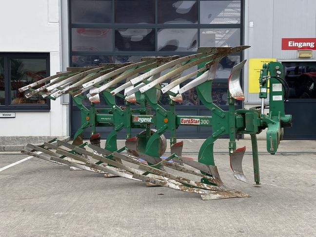 [3379-5445074-0_1.jpg]