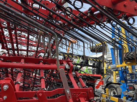 [3379-5529774-5.jpg]