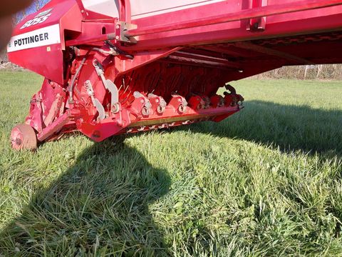 [3379-5563054-12.jpg]