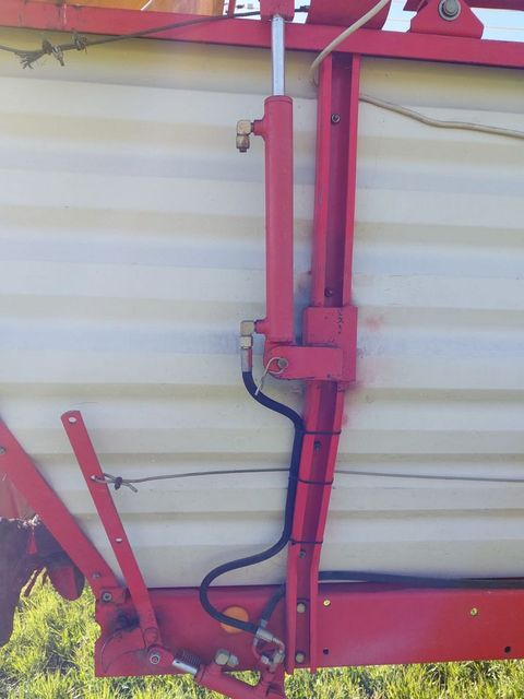 [3379-5563054-14.jpg]