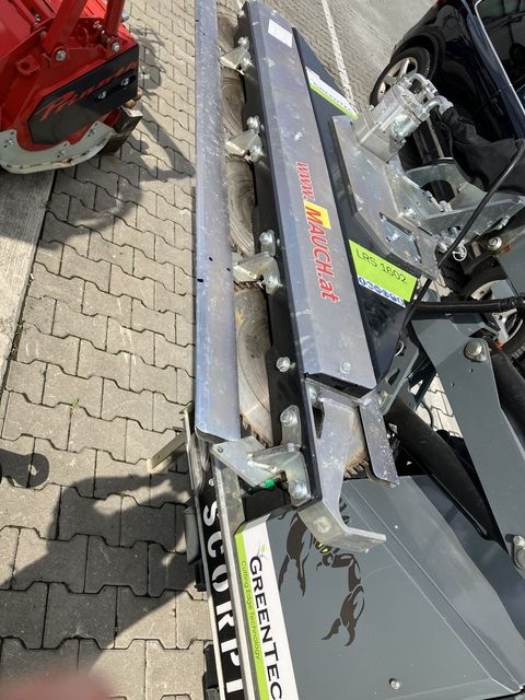 [3379-5909831-6.jpg]