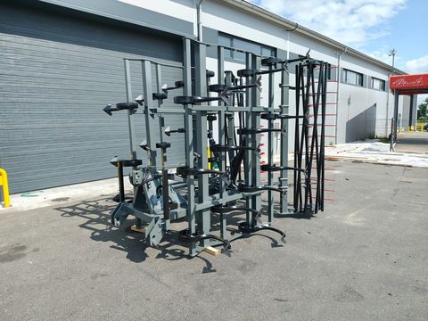 [3379-6013881-0.jpg]